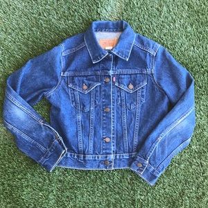 Levi’s Jean Denim Jacket.   EUC. Worn 3x